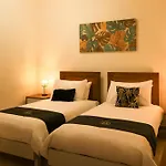 Magnifica Gozitan Pool And Jacuzzi - Happy Apartmán *