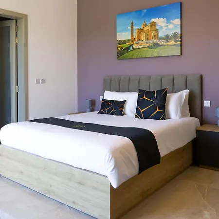 Magnifica Gozitan Pool And Jacuzzi - Happy Xagħra