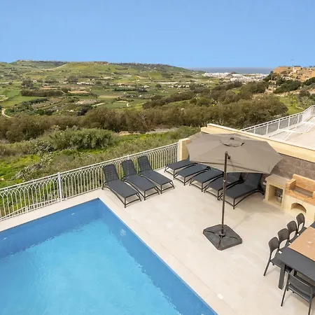 Magnifica Gozitan Pool And Jacuzzi - Happy Apartmán Xagħra
