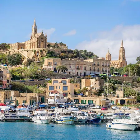 Magnifica Gozitan Pool And Jacuzzi - Happy * Xagħra