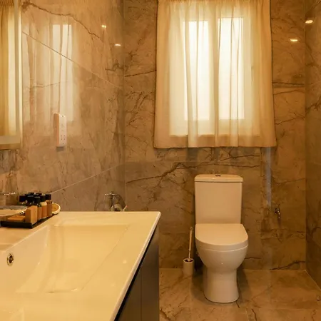 Magnifica Gozitan Pool And Jacuzzi - Happy Apartment