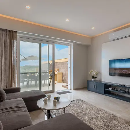 Apartment Magnifica Gozitan Pool And Jacuzzi - Happy *