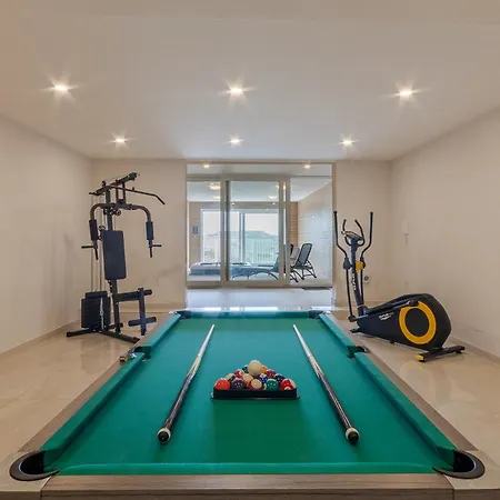 Magnifica Gozitan Pool And Jacuzzi - Happy Apartment Xaghra
