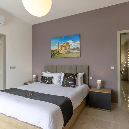 شقة Magnifica Gozitan Pool And Jacuzzi - Happy