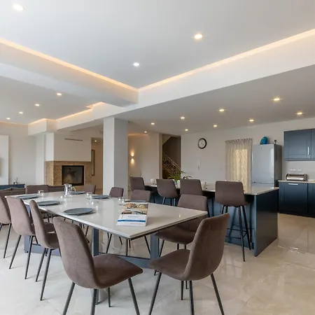 Apartment Magnifica Gozitan Pool And Jacuzzi - Happy *