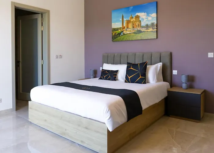 Magnifica Gozitan Pool And Jacuzzi - Happy Xagħra