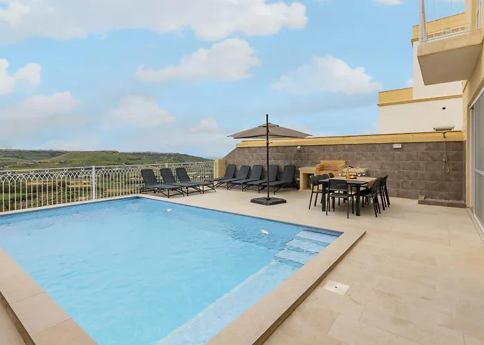 Appartamento Magnifica Gozitan Pool And Jacuzzi - Happy Xagħra