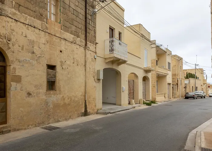 Magnifica Gozitan Pool And Jacuzzi - Happy Appartamento *